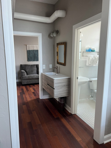 Bathroom 4, Casa Marina Hotel, Duval