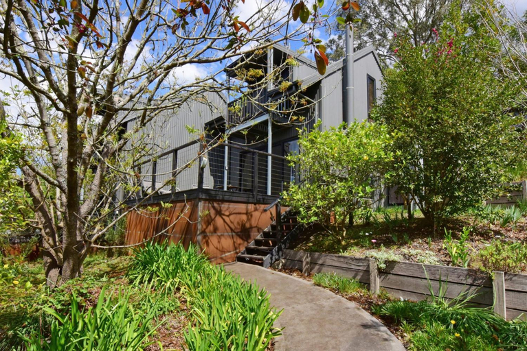 Cloudsong Chalet 2 Close to the village centre, Shoalhaven - Pt B