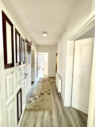 Others 3, Apartman Ejna, Sarajevo