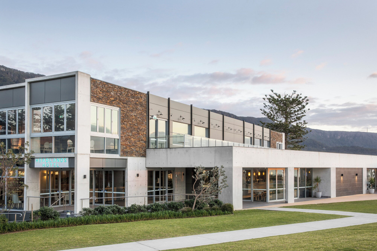 Exterior & Views 2, Headlands Austinmer Beach, Wollongong - Inner