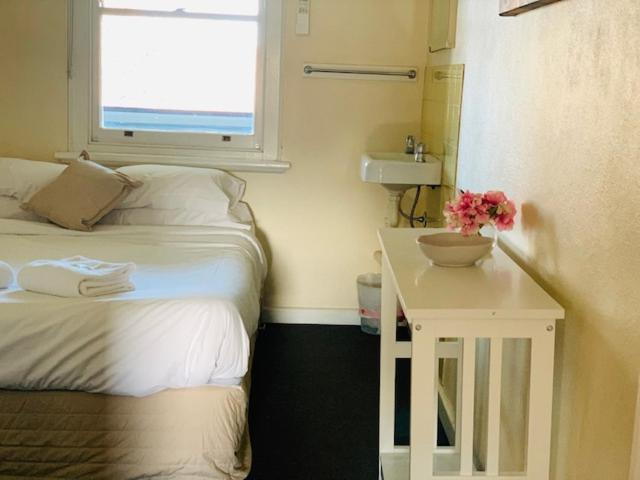 Bedroom 4, Kootingal Hotel, Tamworth Regional - Pt A
