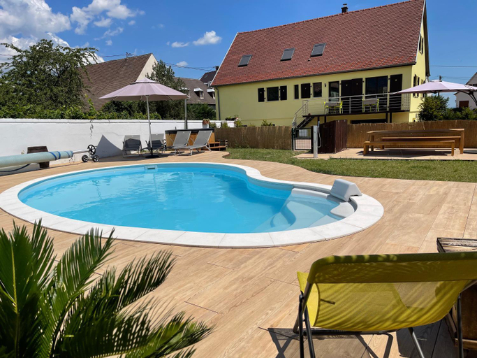 Others 4, Alsacebnb - Gite 12 personnes dans le vignoble - Piscine privee & Spa, Haut-Rhin