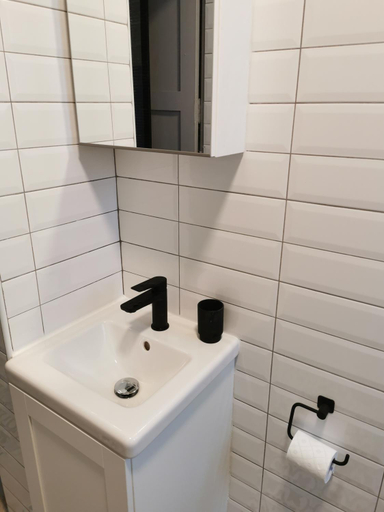 Bathroom, 2 Large ensuite Bedrooms in Boutique Style Farmhouse B&B with Pool