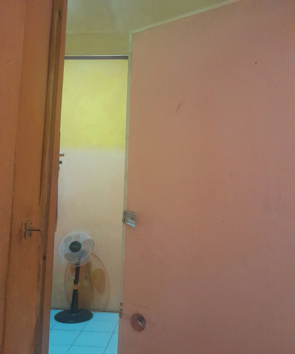 Bedroom 5, SPOT ON 93852 Fermansio Homestay 2, Medan