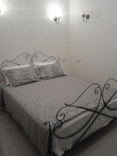 Bedroom 2, Hotel Crystall, Tbilisi