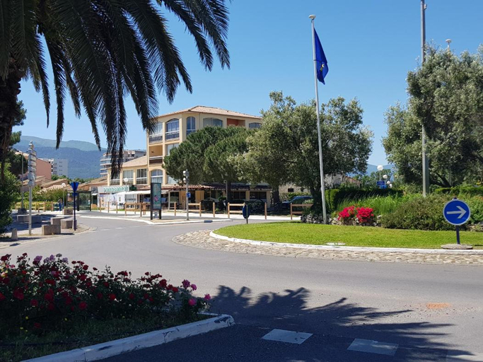 Others 4, Appart ARCAIM, climatise 90m2, 4 chambres, a 200m de la plage, Pyrénées-Orientales