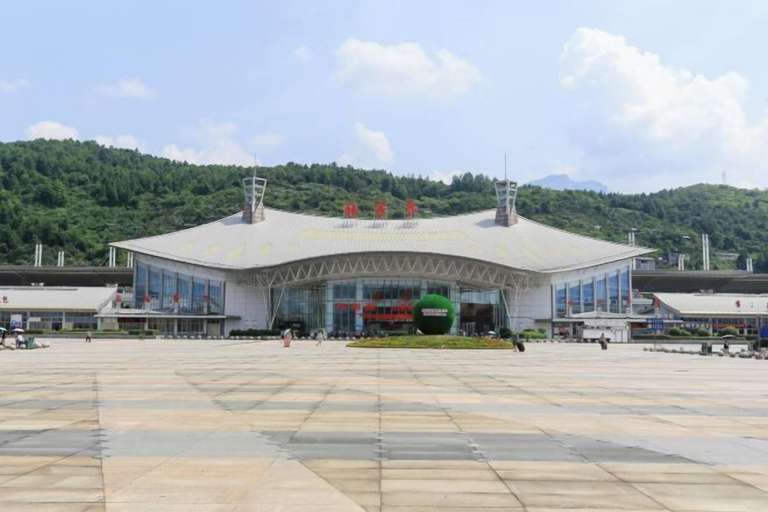 Exterior & Views 2, Shuiyunjian Theme Inn, Zhangjiajie