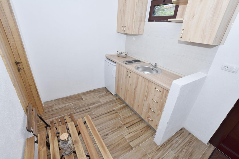 Others 4, Rooms Sveti Toma