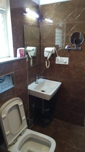 Bathroom, Millennials Hotel, Bangalore