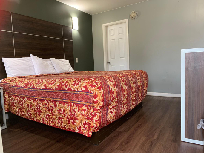Bedroom 9