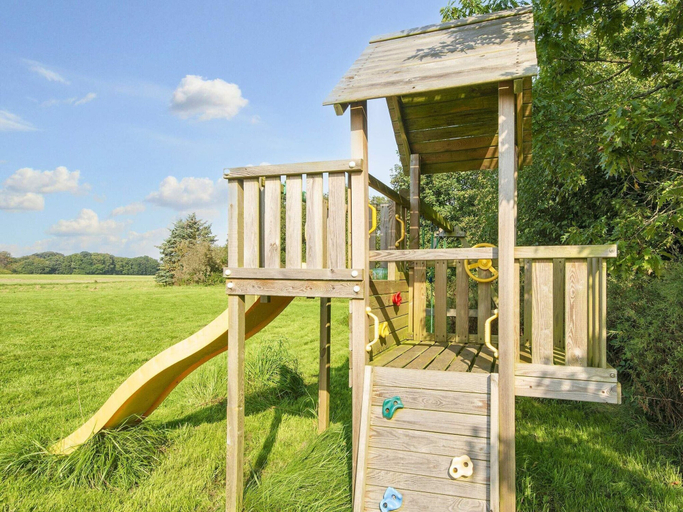 Family & Kids, 15 Person Holiday Home in Hundslund-by Traum, Odder