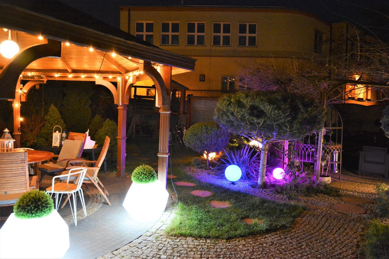 Food & Drinks 5, Apartamenty i pokoje „Pod Jedynka”, Łódź
