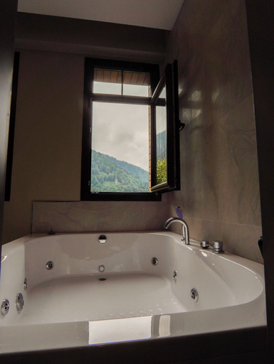 Bathroom 5, Ayder Altiparmak  Suit, Ardeşen