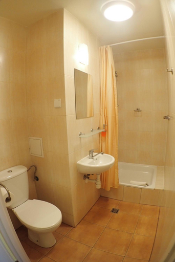 Bathroom 2, Nawojka Hotele Studenckie, Kraków City