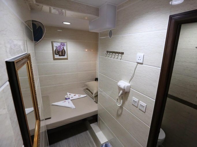 Bathroom 5, Asia Inn Block B, Kowloon