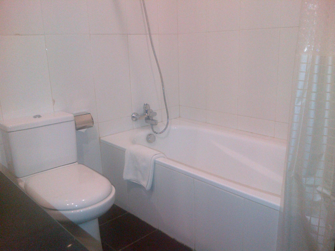 Bathroom 2