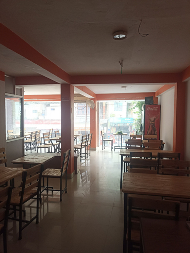 Food & Drinks, Laliguras Hotel and Lodge, Janakpur
