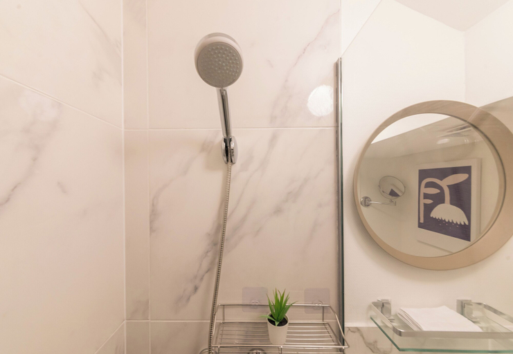 Bathroom 3, WS Saint-Lazare - Lafayette, Paris