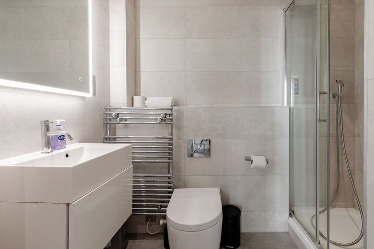 Bathroom 4, Superb Apartments opp Edgware Rd Station, London