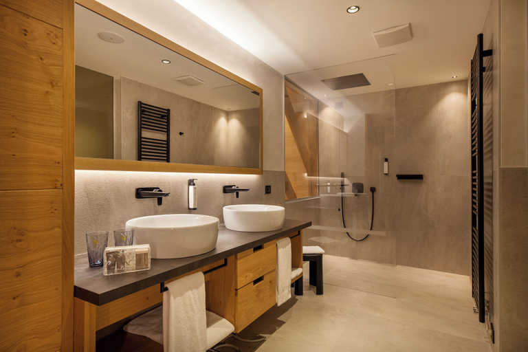 Bathroom 5, ADLER MERYEM wellness hotel, Trento