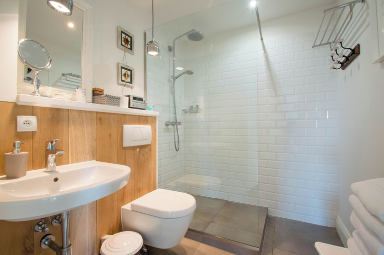 Bathroom 5, Nautica by Grand Apartments, Gdańsk City