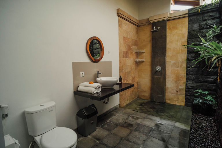 Bathroom 3, Ancut Sari Private Villa, Gianyar