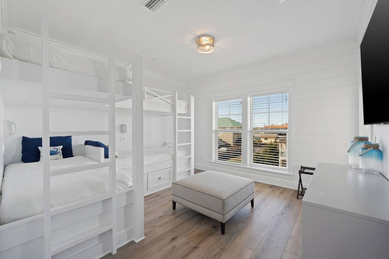 Bedroom 2, Modern House with Pool Access, Bay
