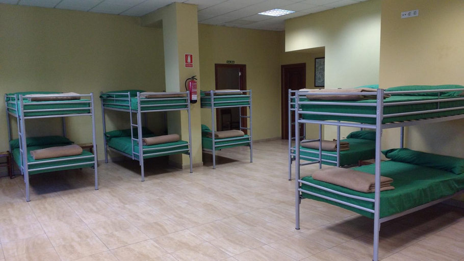 Others 5, Albergue Los Caminantes 2, A Coruña