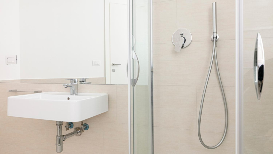 Bathroom 3, Rivazzurra Homes - B, Campobasso