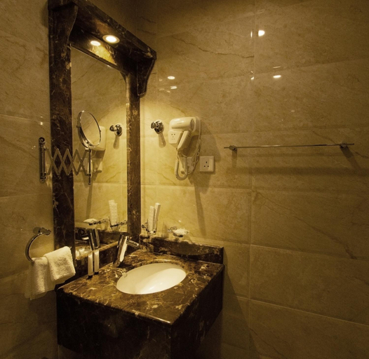 Bathroom 4, Rona Al Khobar Hotel, Al Khobar