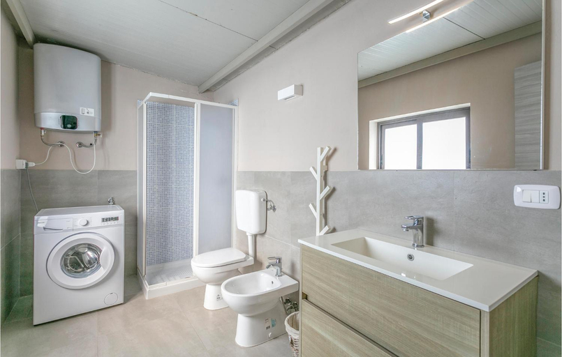 Bathroom 3, Gorgeous Home In Santa Croce Camerina, Ragusa