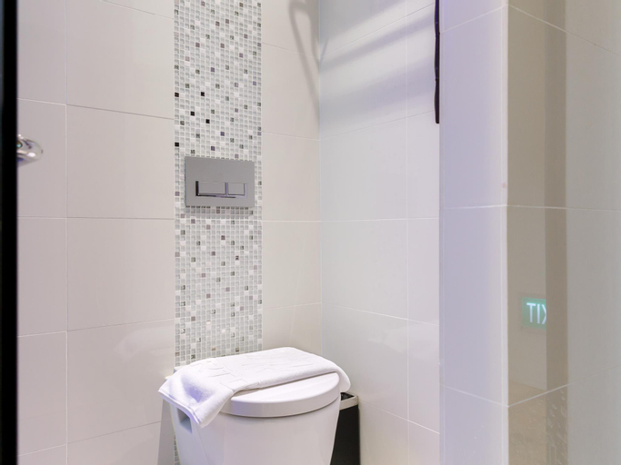 Bathroom 5
