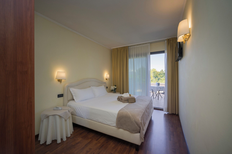 Bedroom 3, Admiral Hotel Villa Erme, Brescia