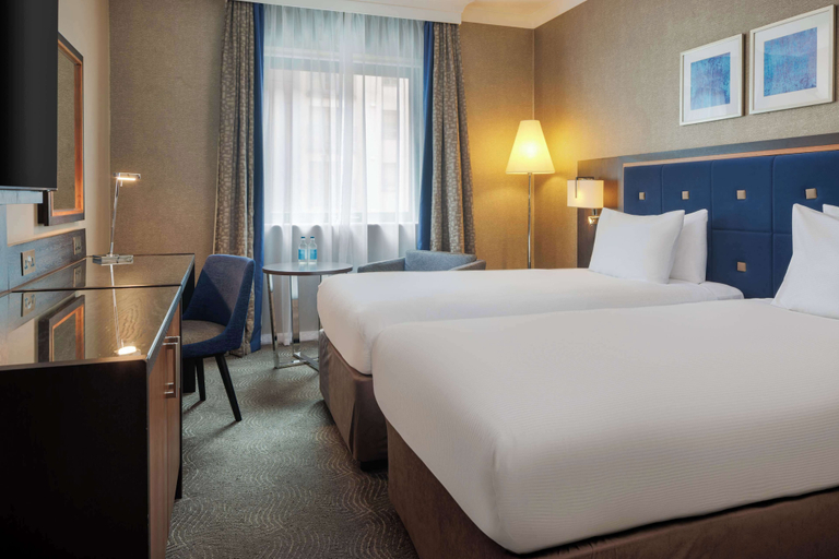 Bedroom 2, Doubletree by Hilton Hotel Woking, Surrey