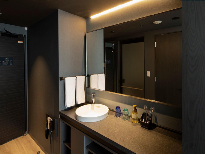 Bathroom 4
