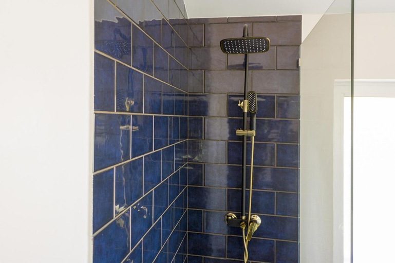 Bathroom 2, Beach House DeLuxe, Ponta Delgada