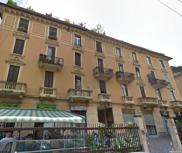 Easy Central Apartment - Milano Porta Romana, Milano
