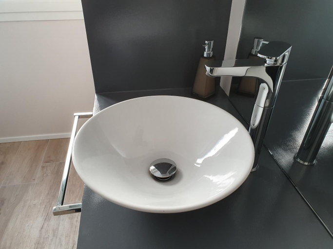 Bathroom 2, Interno 6 via Cugia 5, Cagliari