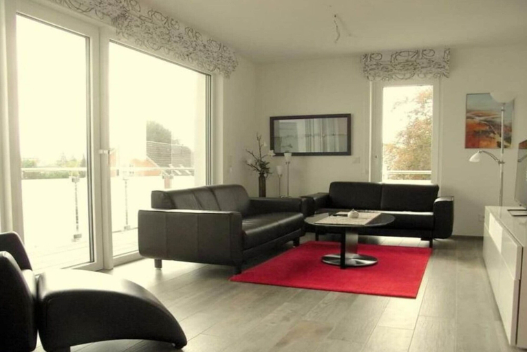Living area 2, Holiday Apartment PG Seestrasse, Ostholstein