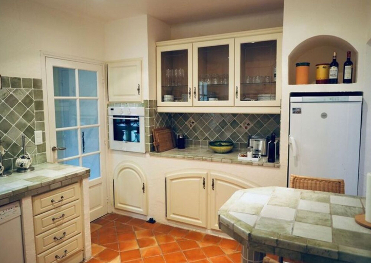 Private kitchen 2, Petit Prince Comfortable Holiday Residence, Var