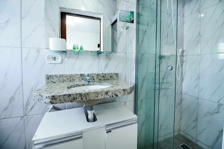 Bathroom 4, Velinn Pousada Remanso do Mar, Ubatuba