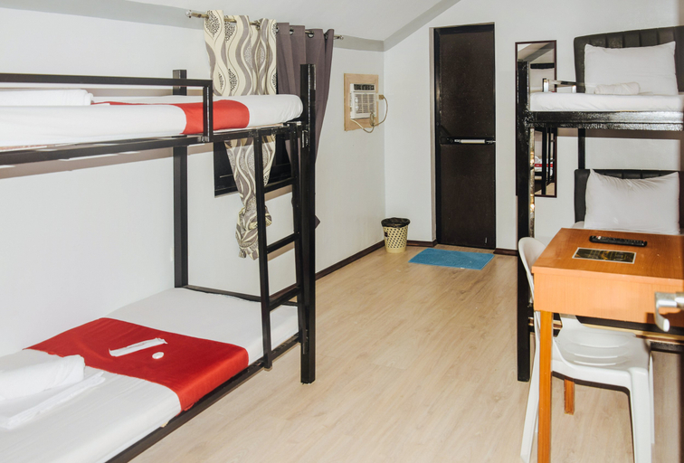 Bedroom 4, RedDoorz @ Gabz K Travellers Inn Sorsogon City, Sorsogon City