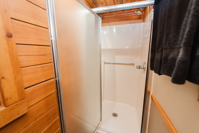 Bathroom 3, Always Christmas 2 Bedrooms, Sevier