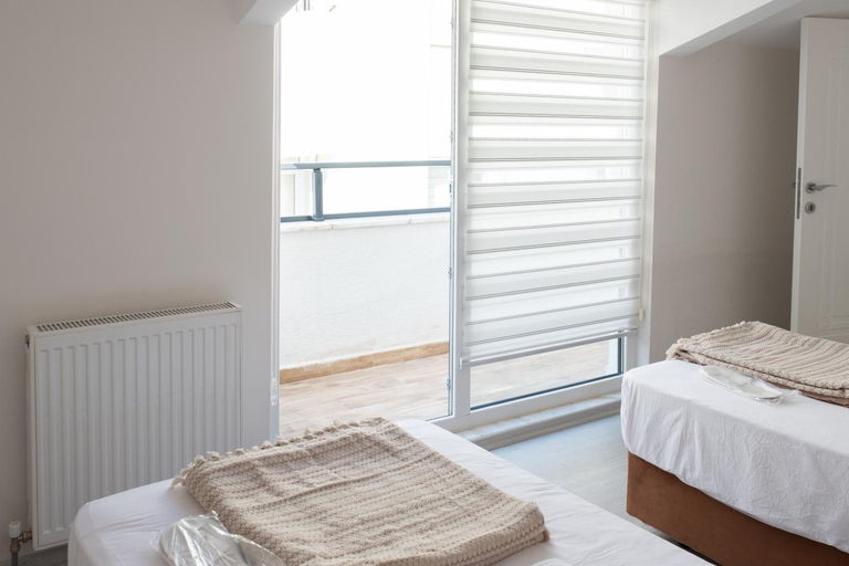 Bedroom 4, Araz Suit, Mudanya