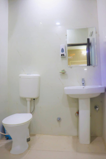 Bathroom, Goroomgo Orange Classic Rishikesh, Garhwal