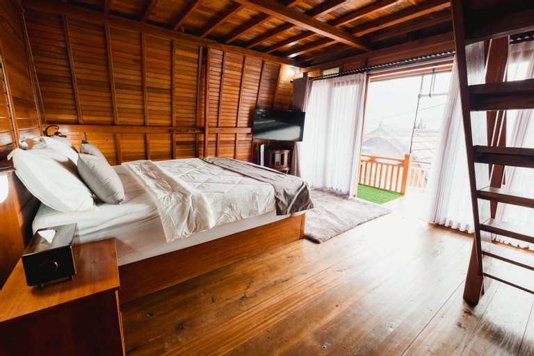 Bedroom 12