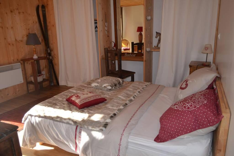Bedroom 2, Little InterVal, Isère