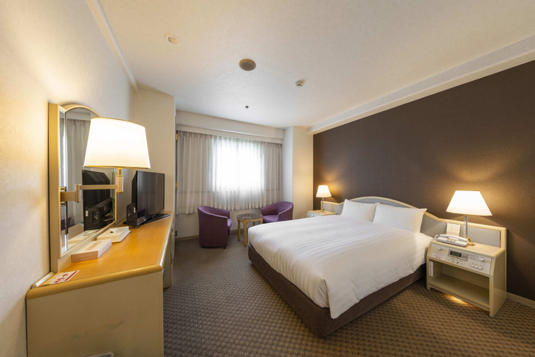 Bedroom 3, Okayama Washington Hotel Plaza, Okayama
