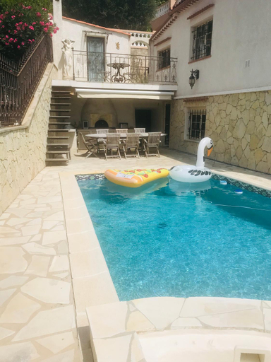 Sport & Beauty 5, Chambres chez l'habitant Villa l'Ile aux Anges, Alpes-Maritimes
