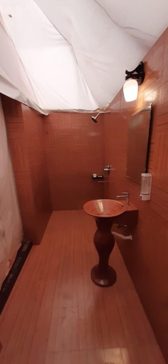 Bathroom 4, Karhandla Farm and Resort, Nagpur